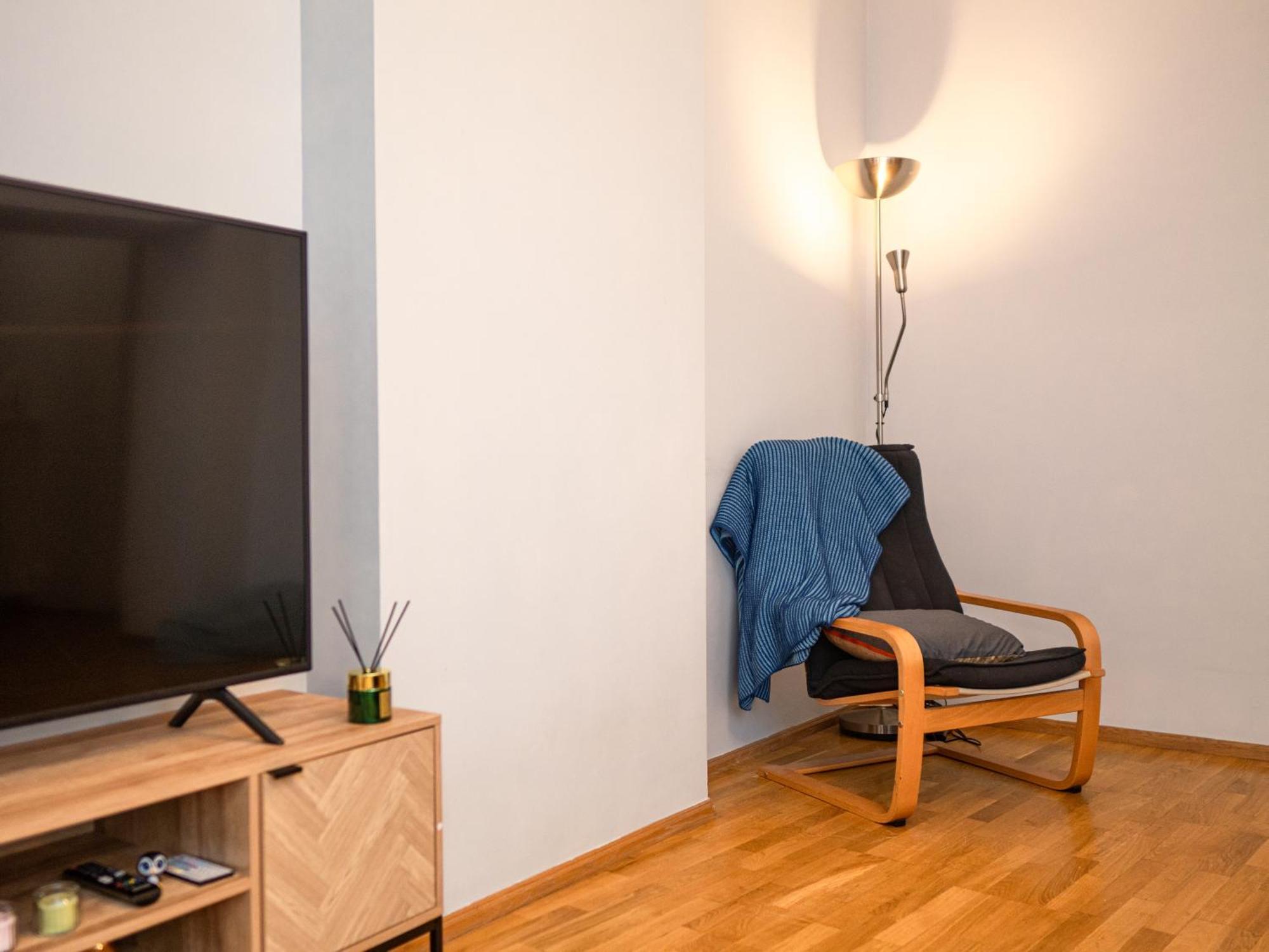 Spacious 2br For 8 Guests, Quite Centre, Art Nouveau Area 公寓 里加