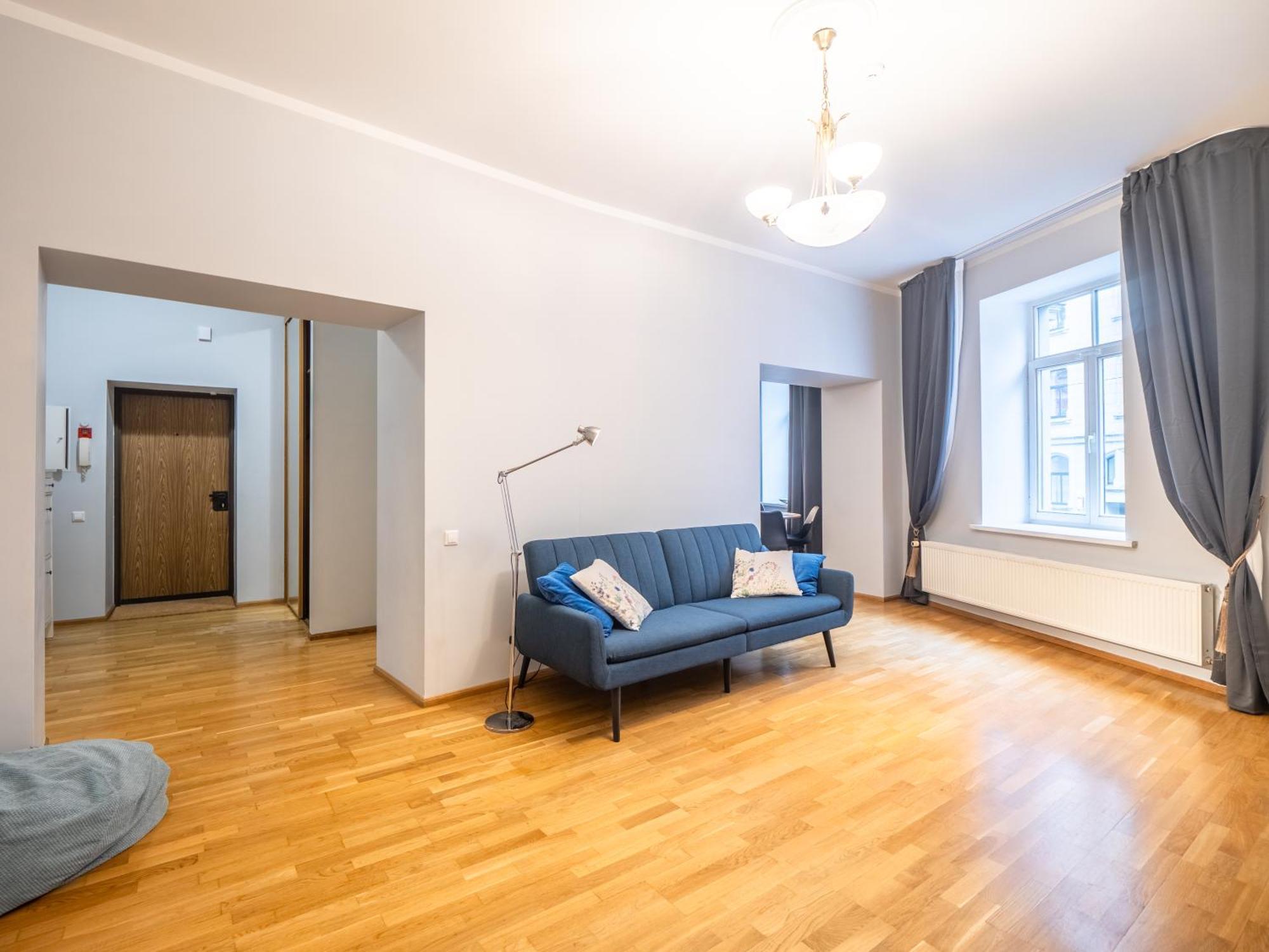Spacious 2br For 8 Guests, Quite Centre, Art Nouveau Area 公寓