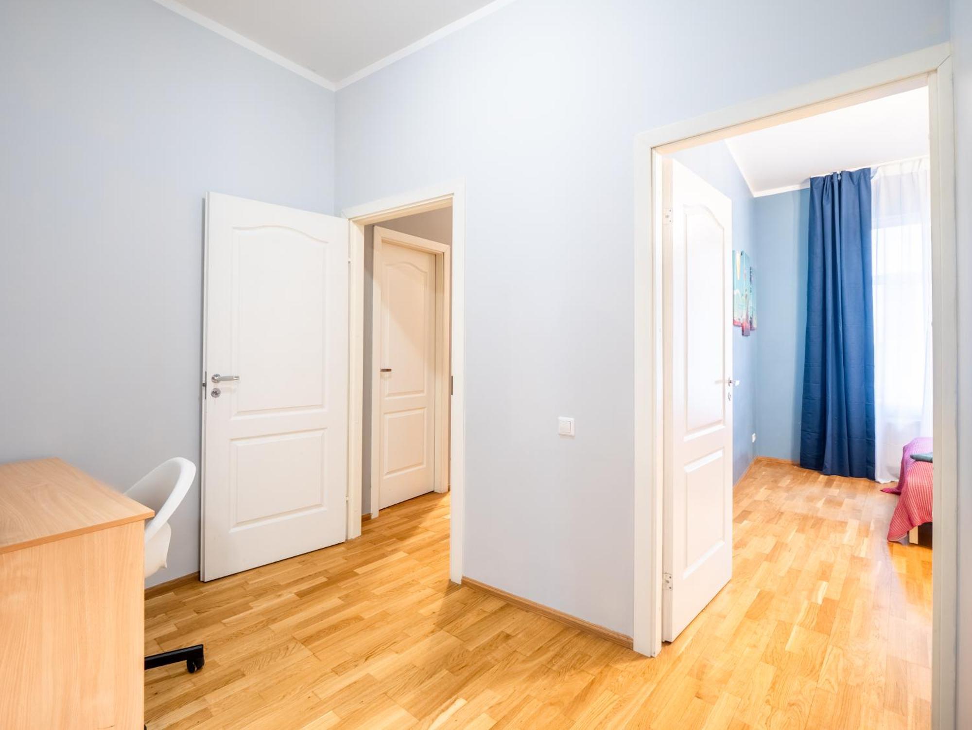 公寓 Spacious 2br For 8 Guests, Quite Centre, Art Nouveau Area