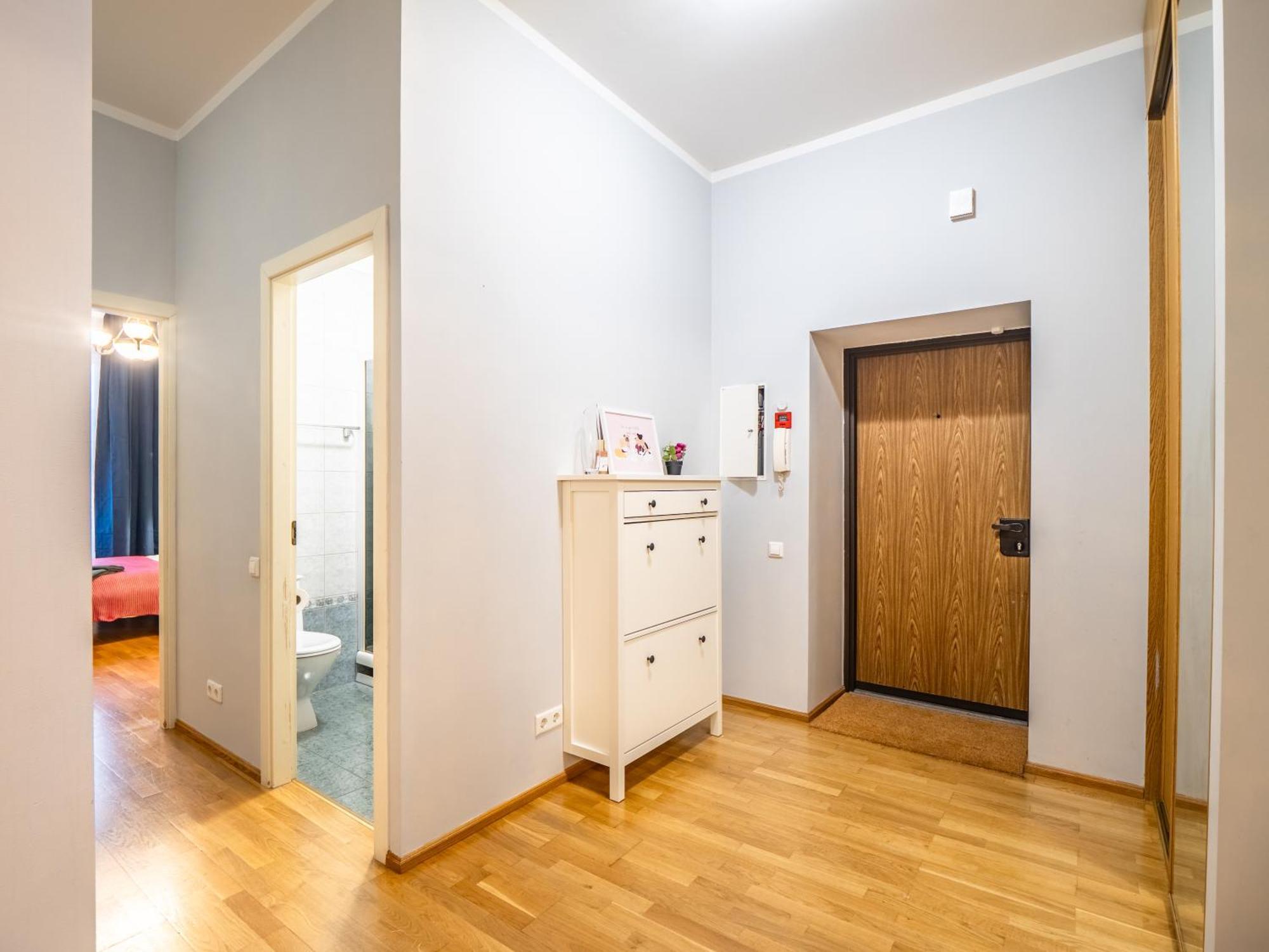 Apartamento Spacious 2br For 8 Guests, Quite Centre, Art Nouveau Area